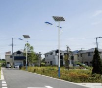 太陽能路燈是用鋰電池好