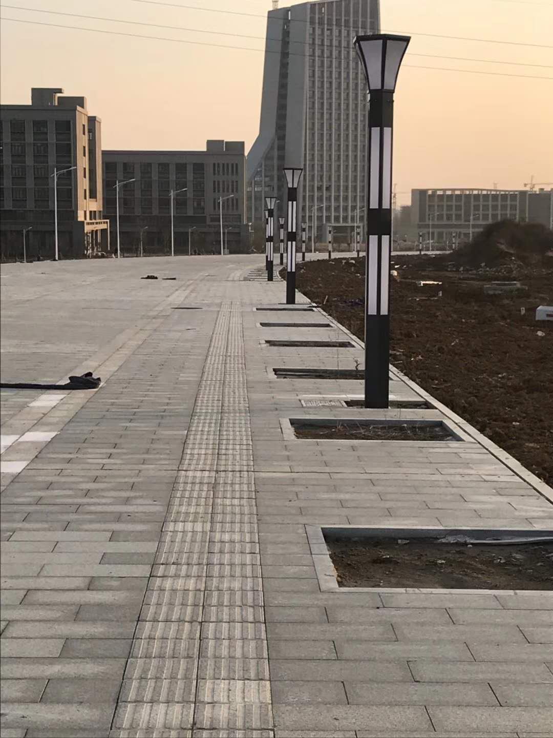 LED路燈、庭院燈、景觀(guān)燈_ led路燈價(jià)格